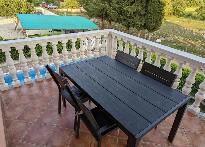 Villa Rosa